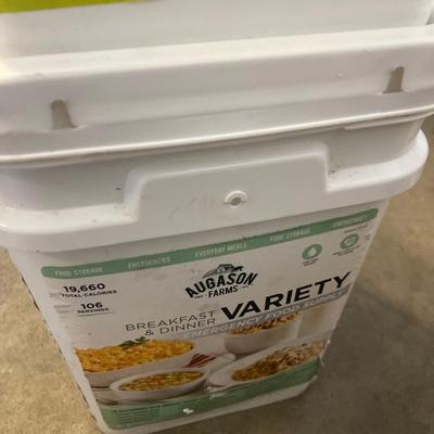 M47-three buckets of emergency food supply