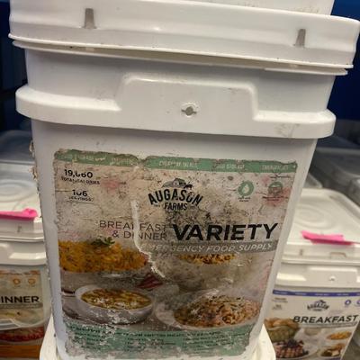 M48-three buckets of emergency food supply