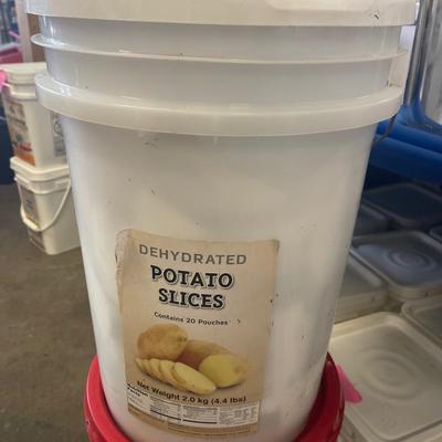 M49-three buckets of emergency food supply