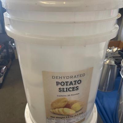 M49-three buckets of emergency food supply