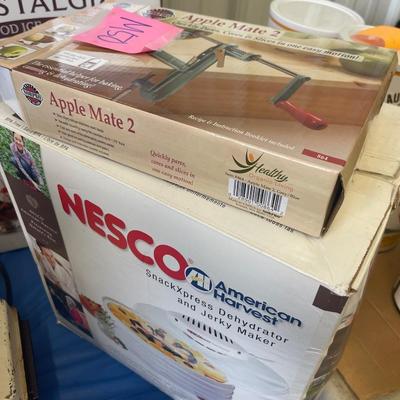 M50-food, dehydrator, and apple corer/slicer