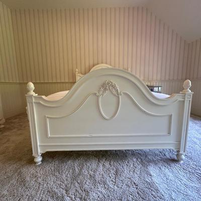White full bed