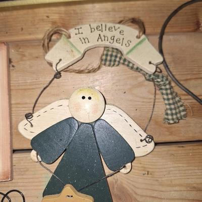 6 pc Home Decor Sign Lot