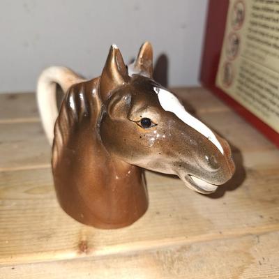 Horse Pitcher