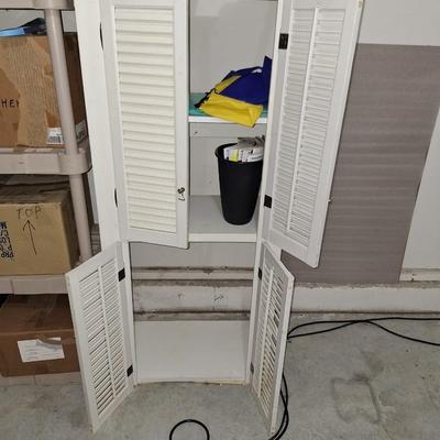 White Cabinet