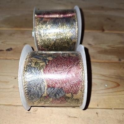 4 spool of fabric