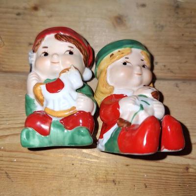12 pc Christmas lot