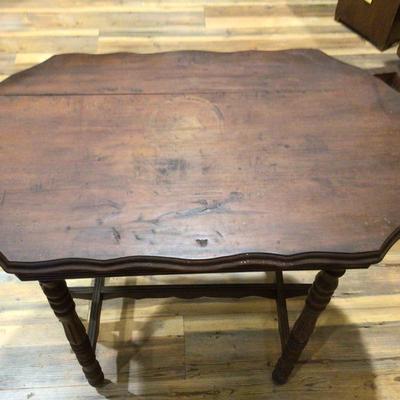 Vintage Wood Side/Parlor Table