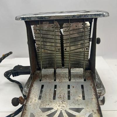 Antique Universal Toaster Electric Kitchen Appliance Chrome