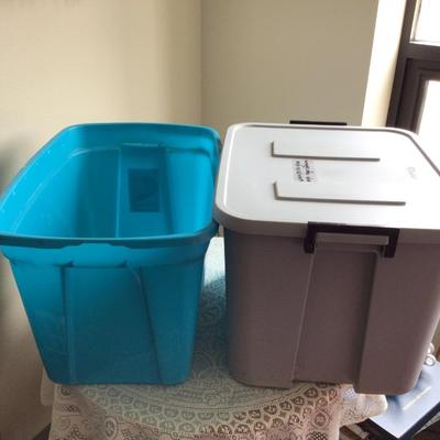 5 Gal Tote Lot