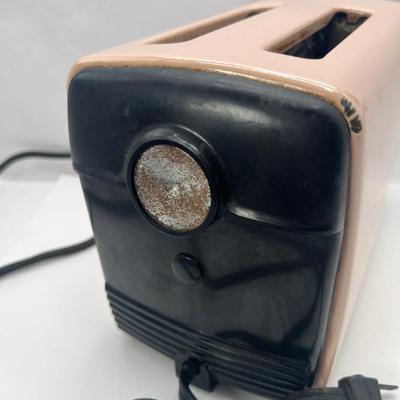 Pink Westinghouse toaster