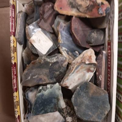 SMALL - MEDIUM SIZE ROCKS (1)
