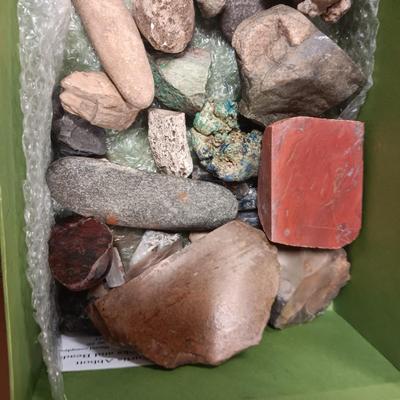 SMALL - MEDIUM SIZE ROCKS (1)