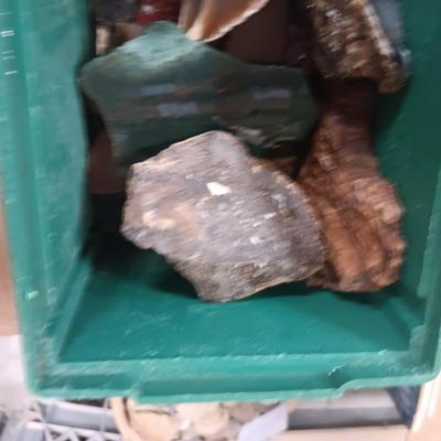 SLABS AND SMALLER ROCKS