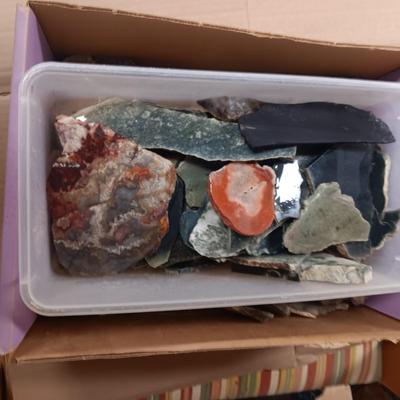 LAPIDARY SLABS (17)