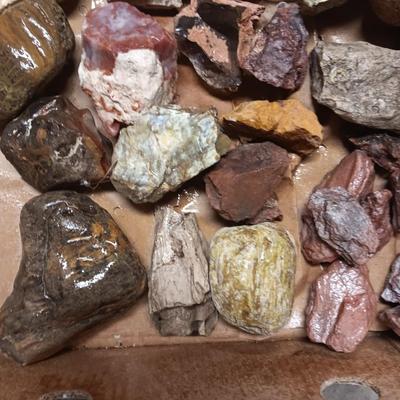 SMALL - MEDIUM SIZE ROCKS (2)