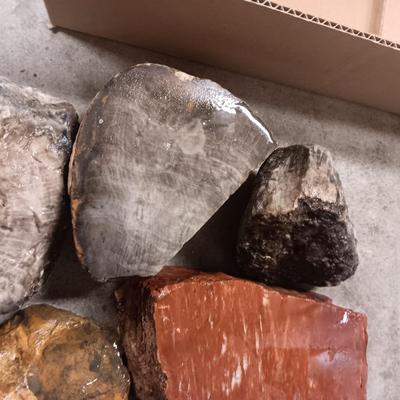LARGER ROCKS (9)