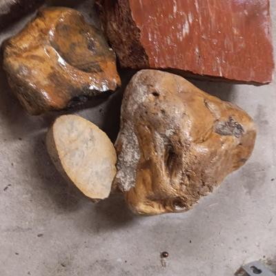 LARGER ROCKS (9)