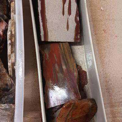 LAPIDARY SLABS (18)