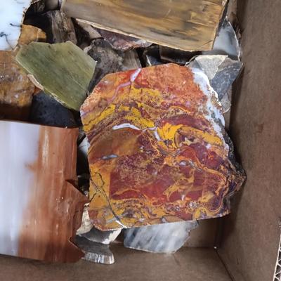 LAPIDARY SLABS (19)