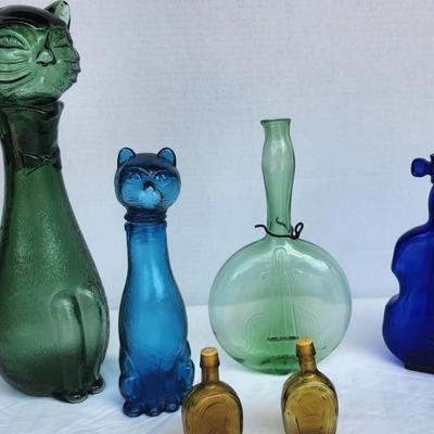 Vintage Glass Bottle lot with Green and Blue Glass Glass Cat Decanter. Vintage Banjo Glass Bottle