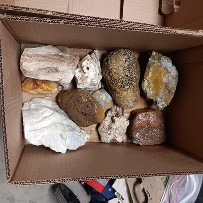 MEDIUM - LARGE ROCKS (3)