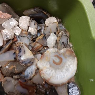 MOSTLY SMALL CUT STONE
