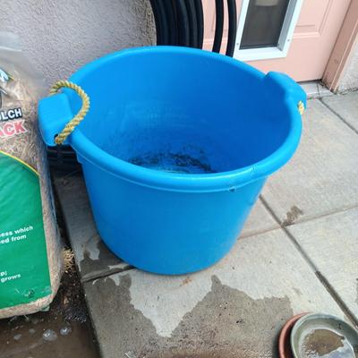 EZ-STRAW, LARGE CONTAINER AND SPRINKLER SYSTEM HOSE