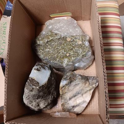 LARGE ROCKS (10)
