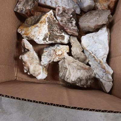 MEDIUM ROCKS (9)