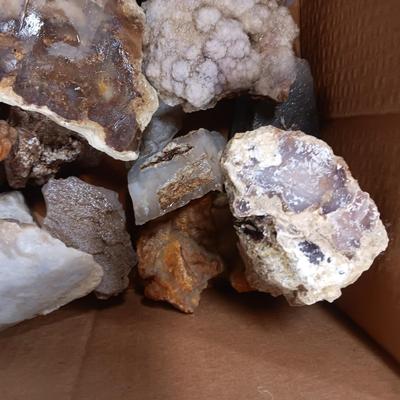 MEDIUM ROCKS (9)