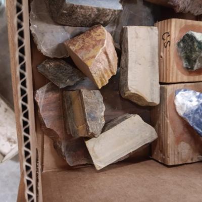 TIGER EYE AND OTHER ROCKS