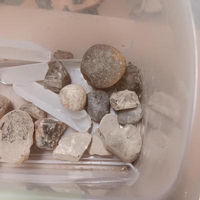NATURAL GLASS