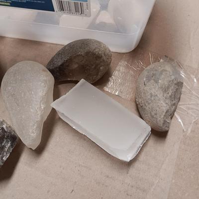 NATURAL GLASS