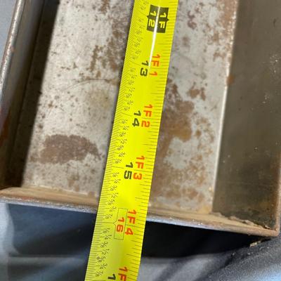 Metal storage container