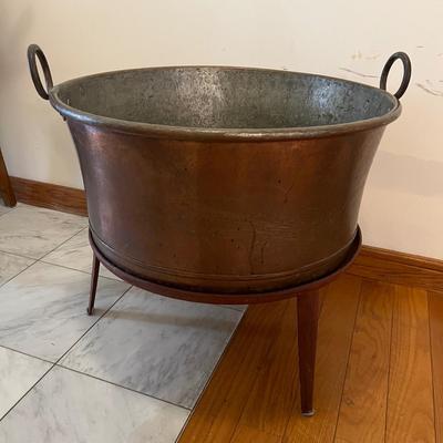 Large 24” Diameter Copper Pot/Cauldron W/Stand (P-RG)