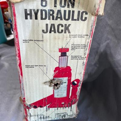Hydraulic jack