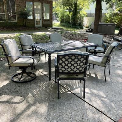 HAMPTON BAY ~ Seven (7) Piece Outdoor Patio Set ~ *Read Details