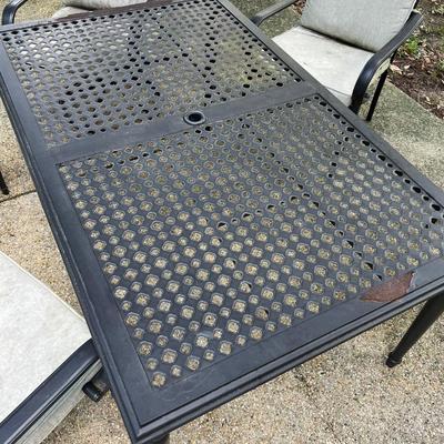 HAMPTON BAY ~ Seven (7) Piece Outdoor Patio Set ~ *Read Details