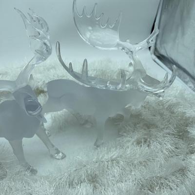 Pair of moose