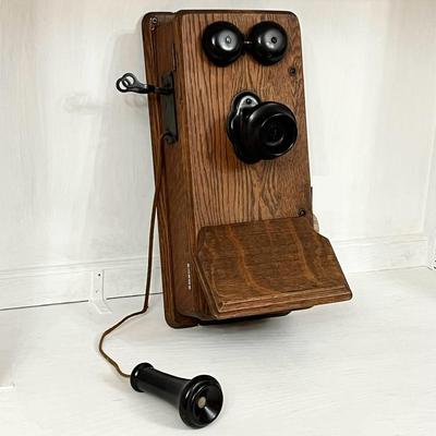 Vtg Oak Wall Telephone