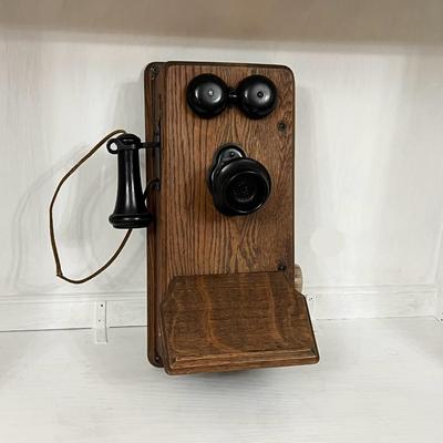Vtg Oak Wall Telephone