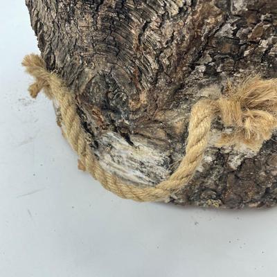 Stump with handles