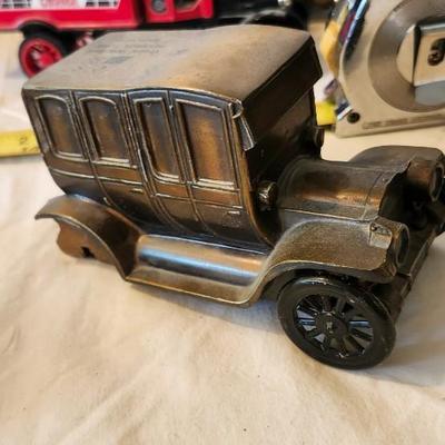 Vintage Piggy Banks lot, including Campbell, Shoney's, Cars, Owl