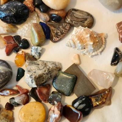 Oklahoma Barite Rose, Agate and rocks lot