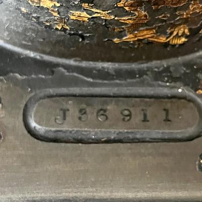SINGLE ~ Vtg. Sewing Machine On A Cast Iron Base ~ *Read Details