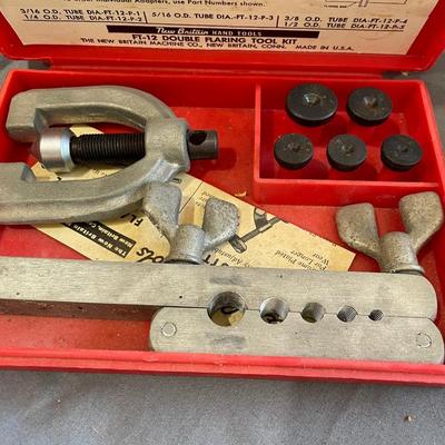 Flaring tool