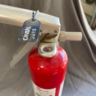 Fire extinguisher