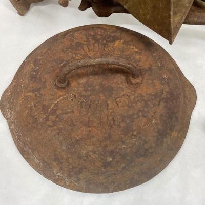 Vintage Rusted Home Decor Items