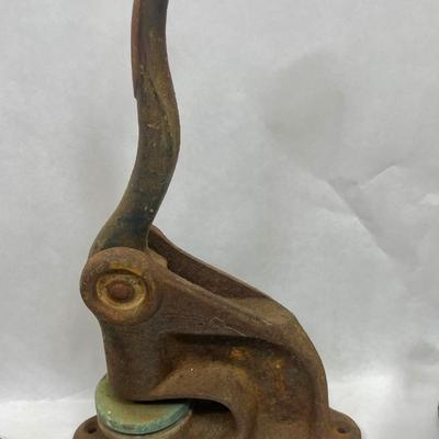 Vintage Rusted Home Decor Items